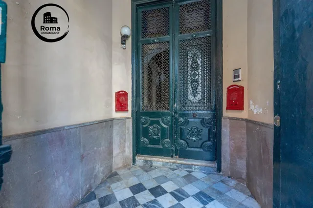 Gran piso señorial en el corazón de Almuñecar - foto 2