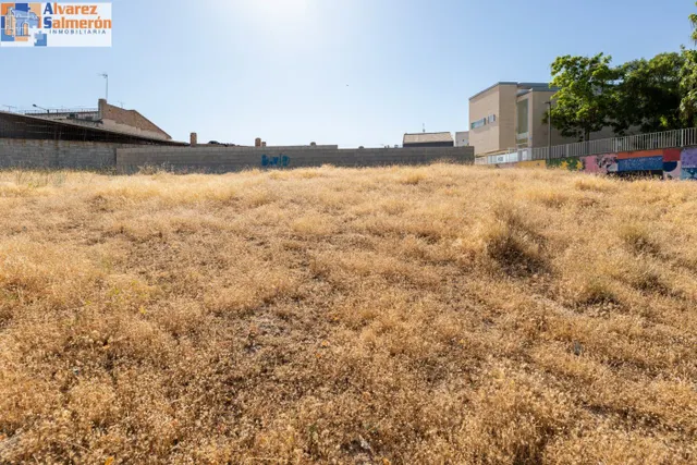 Venta de solar urbano de 258 m2 en Otura (Granada) — 13