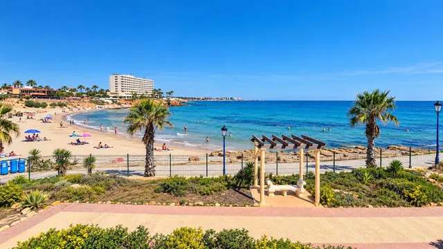 Apartamento con Licencia turistica en primera linea del mar, La Zenia — 44
