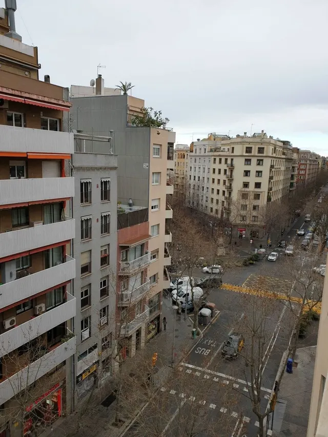 Sagrada Familia piso 60 m2 , luminoso , 3 habitaciones , ascensor — 15