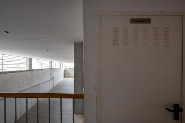 Piso en Serrallo, calle Aconcagua. Vivienda del 2007, situada en 2ª planta, con vistas despejadas — 36