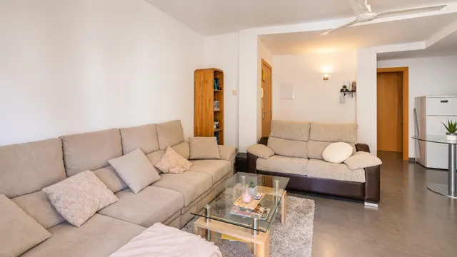 Piso en venta en el centro de Roses con ascensor y aparcamiento — 6
