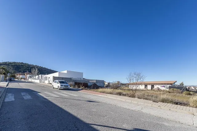 Oportunidad de Inversión en Dilar: Parcela en Urbanización Cañadas del Parque — 13