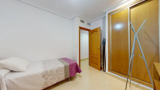 PISO DE TRES DORMITORIOS CON PISCINA CLIMATIZADA, GIMNASIO Y SAUNA EN SAN PEDRO DEL PINATAR — 23