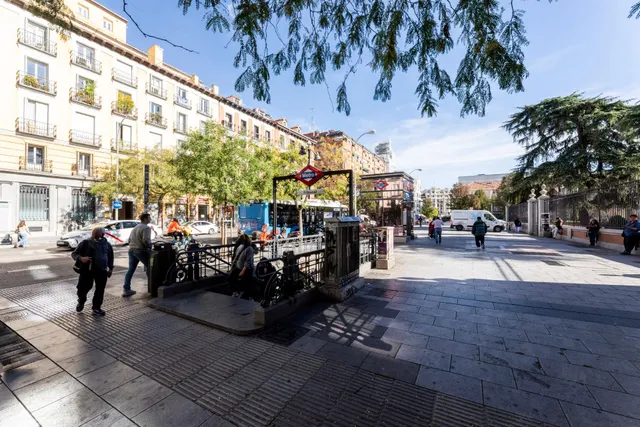 Encantador piso en el corazón de malasaña — 24