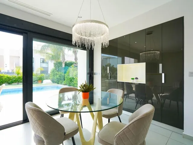 Villa 3 habitaciones 120m² en venta - Centro de la Ciudad Qu - foto 2