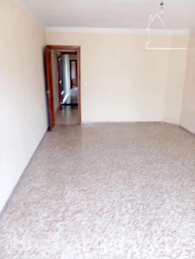 ¡Vistas a las montañas! Casa luminosa con garaje y dos grandes terrazas, cerca del ayuntamiento — 22