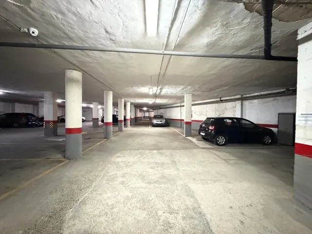 Garaje 26m² en venta - Estacion de autobuses — 7