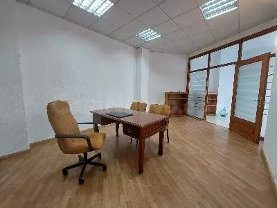 Local comercial 80m² en venta - Avda del mediterráneo