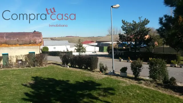 VENTA.-.FINCA CON construcciones.-.PALAZUELOS - foto 3