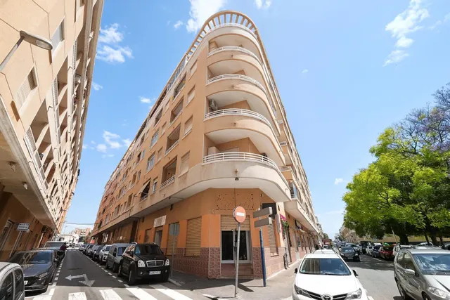 Apartamento reformado en Torrevieja — 26