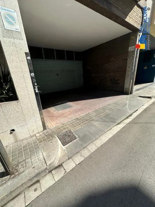 Venta de Plaza de aparcamiento en Zona de Progrés — 6