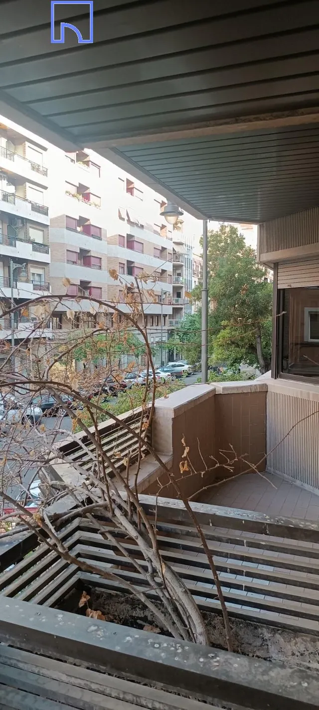 Piso de 4 habitaciones y 3 baños en zona centro - foto 2