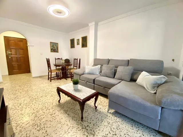PISO DE 3 habitaciones CON GARAJE A MINUTOS DEL CENTRO - foto 3