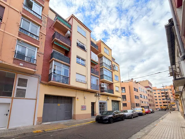 SE VENDE PISO DE TRES DORMITORIOS CON VISTAS DESPEJADAS EN LA JOTA - ZARAGOZA — 27
