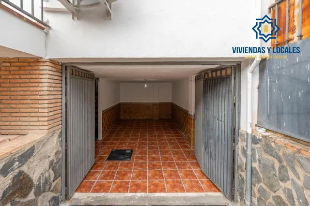 Encantadora Casa Reformada en Ogijares con Vistas y Espacios para Disfrutar — 40