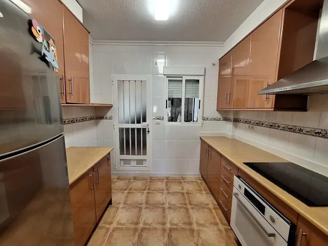 Chalet pareado con amplia parcela y grandes posibilidades de ampliación en Castalla internacional — 9