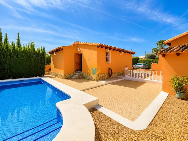 Encantador Chalet en Colonia Escandinavia, Alfaz del Pi — 6