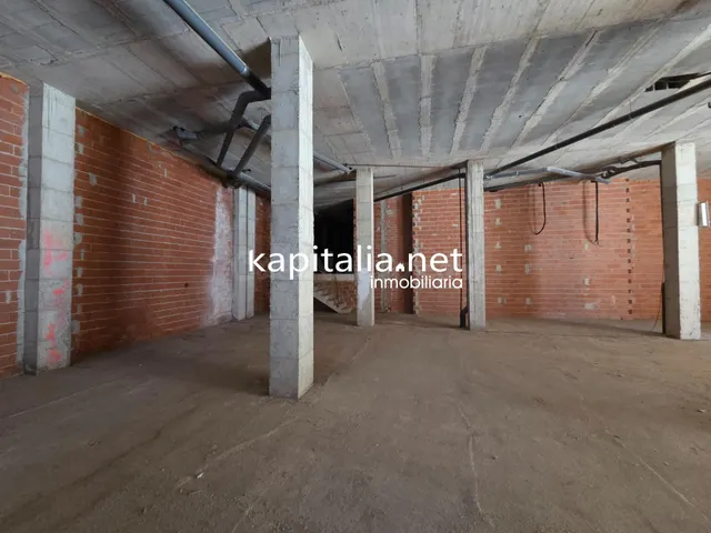 Local comercial a la venta en Ontinyent - foto 4