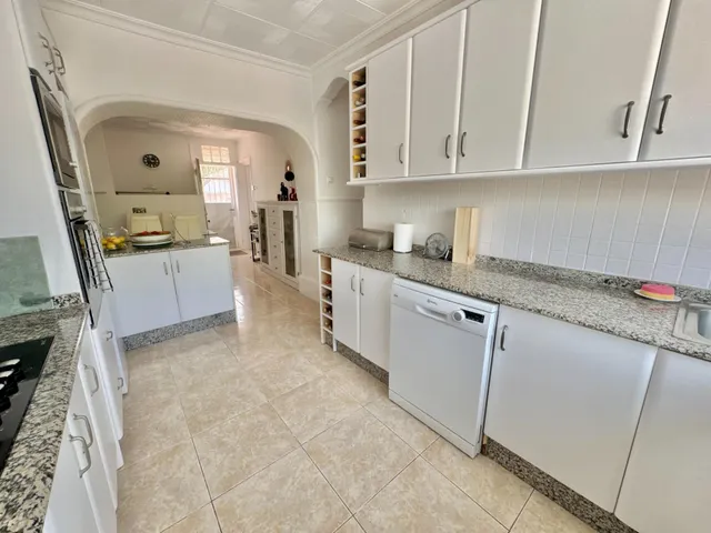 Villa 7 habitaciones 374m² en venta - Comunidad valenciana — 40