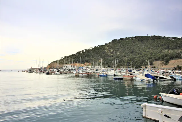 Amarre en el puerto deportivo de Oropesa del Mar — 21