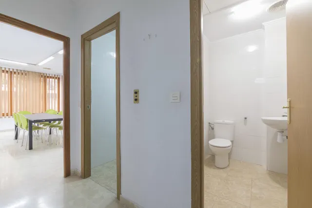 ¡¡¡¡¡OPORTUNIDAD UNICA!!!! ENTRESUELO COMERCIAL EN ALQUILER — 16