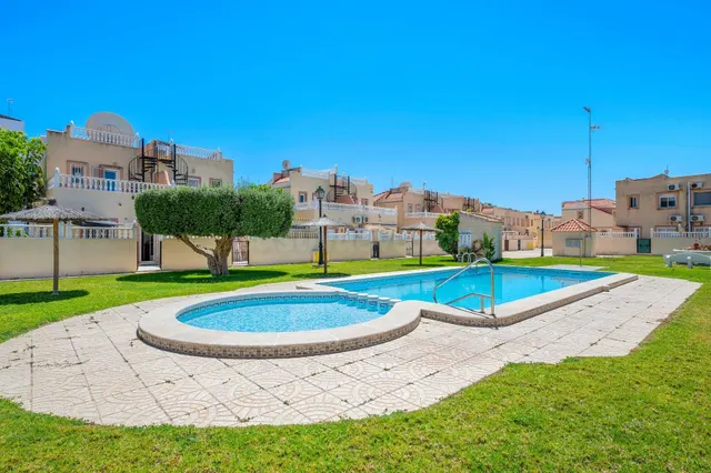 Adosado 3 habitaciones 83m² en venta - La Zenia