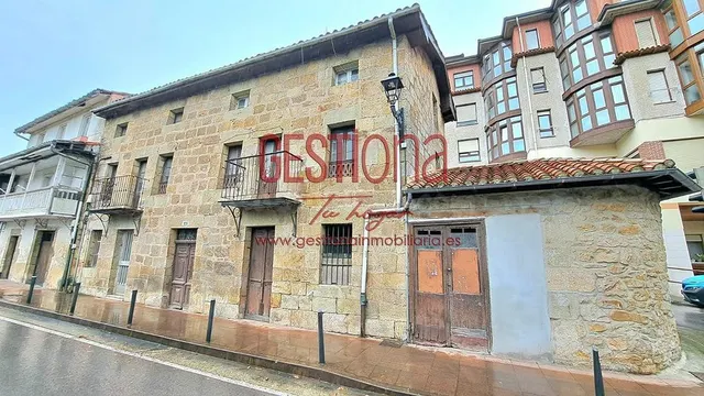 CASA DE PIEDRA EN LIERGANES. — 2