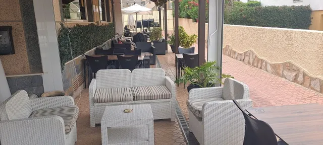Local comercial 165m² en venta - Las Filipinas - foto 3