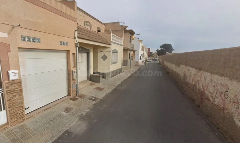 Dúplex en Loma Cabera Almería. Activo inmobiliario SIN POSESIÓN, NO SE PUEDE VISITAR