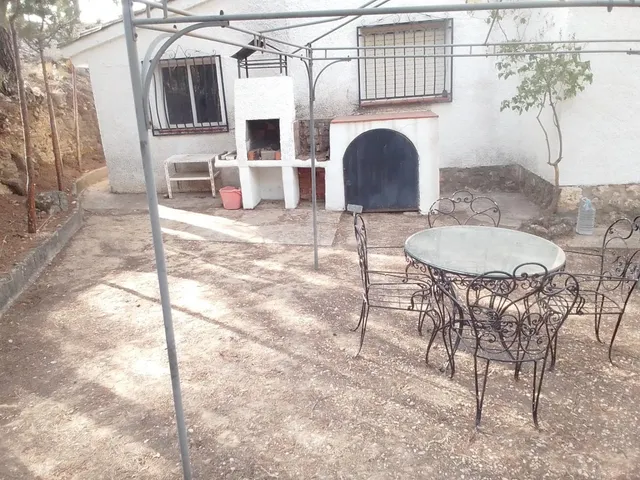 Chalet con encanto y vistas al lago de Buendía - foto 5