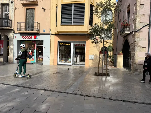 Local en Pl de les Olles, 14, Granollers - foto 4