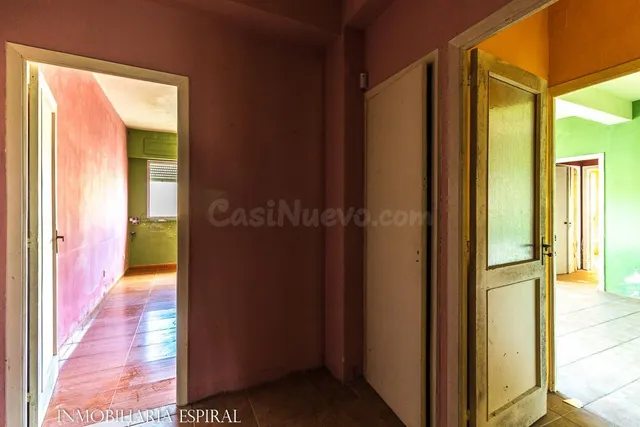 Piso en Vilagarcía de Arousa: ¡Tu Oportunidad Frente al Mar! ✨ — 2