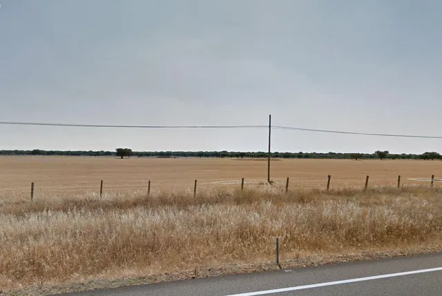 Urbis te ofrece un estupendo terreno en venta en Abusejo, Salamanca. — 3