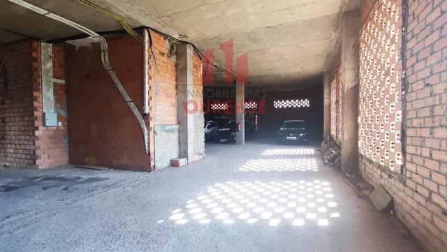 AMPLIO LOCAL COMERCIAL CON POSIBILIDAD DE TRANSFORMAR EN VIV