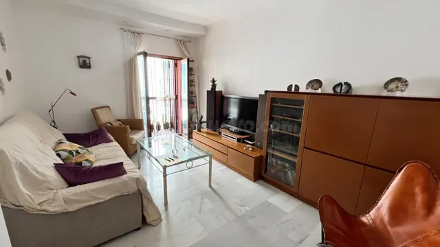 VIVIENDA A LA VENTA EN PLENO CENTRO DE SEVILLA - foto 5