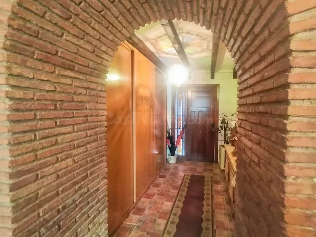 SENSACIONAL CASA DE ENSUEÑO EN AGUILAR — 5