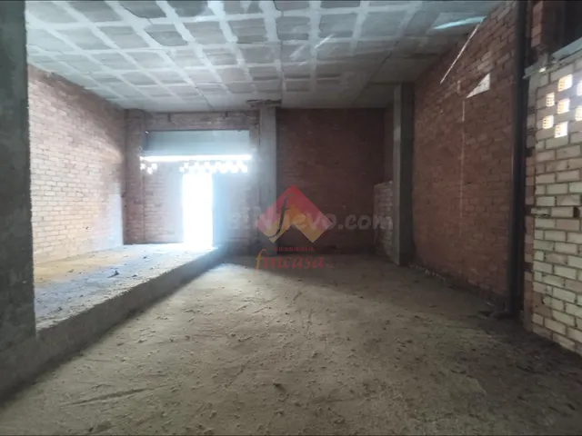 ¡¡LOCAL CON POSIBILIDAD DE ALQUILARSE REFORMADO!! - foto 3