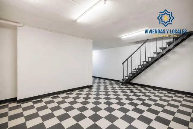 Local comercial 106m² en venta - Centro — 15