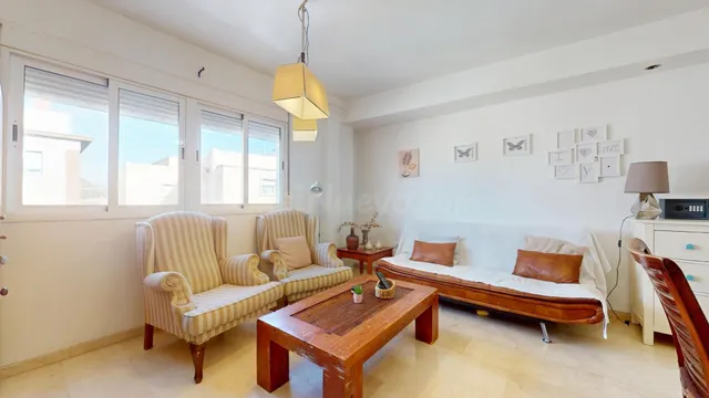 PISO TIPO DÚPLEX EN EL CENTRO DE COBATILLAS - foto 4