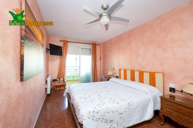 Piso de 3 dorm. en Camino Bajo de Huétor. — 6
