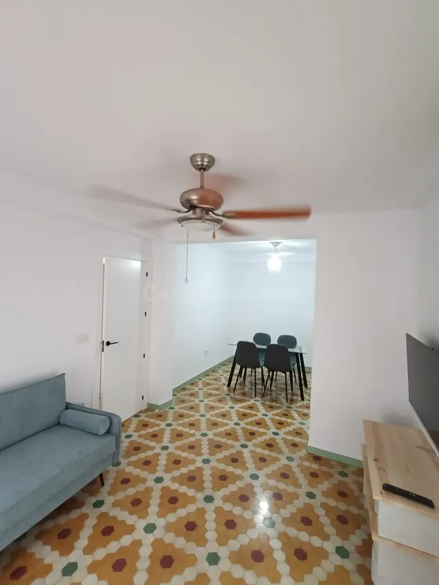 Vivienda totalmente reformada en Ciudad Jardín !! Ideal Estu - foto 4
