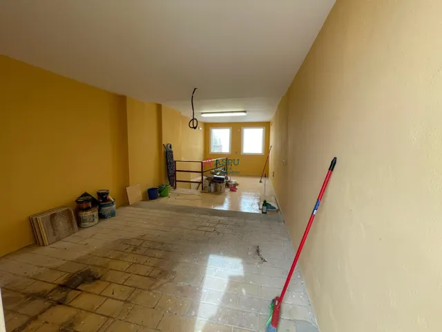 FINCA INDEPENDIENTE JUNTO AL AYUNTAMIENTO — 24