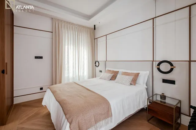 EXCLUSIVO PISO CON ELEGANCIA ATEMPORAL EN LOS RECOLETOS — 32