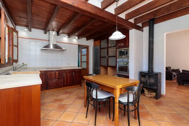 Casa rústica con amplio terreno en Santa Maria del Camí — 6