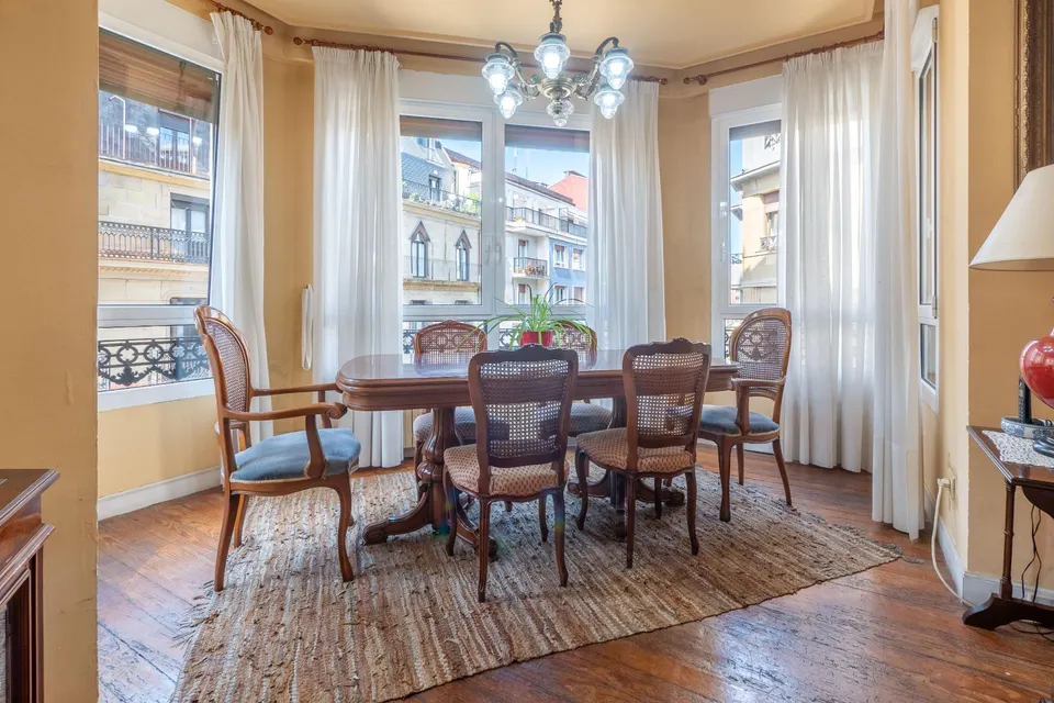 GROS. SE VENDE NUDA PROPIEDAD