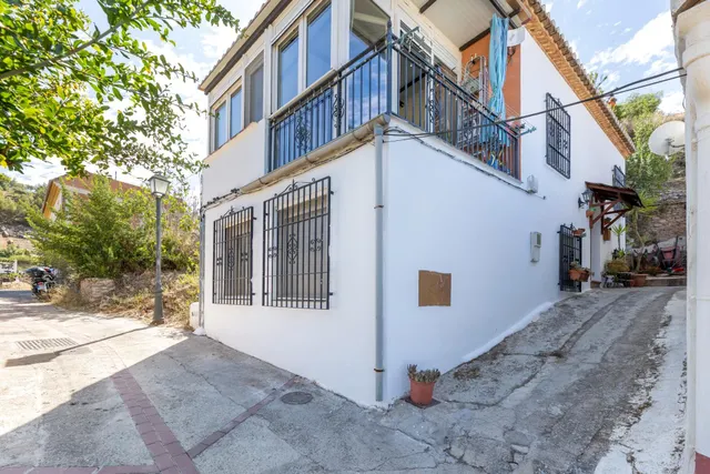Coqueta Casa zona Barranco del Abogado con vistas a Granada