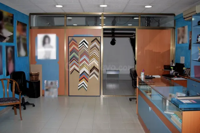 LOCAL COMERCIAL EN VENTA O ALQUILER - foto 5