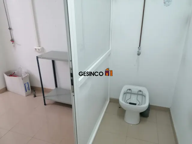 LOCAL COMERCIAL DE GRAN TAMAÑO EN ALQUILER EN ONTINYENT — 13
