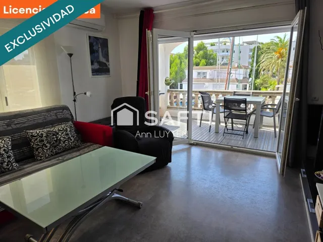 Apartamento con amarre privado y licencia turística Roses — 12